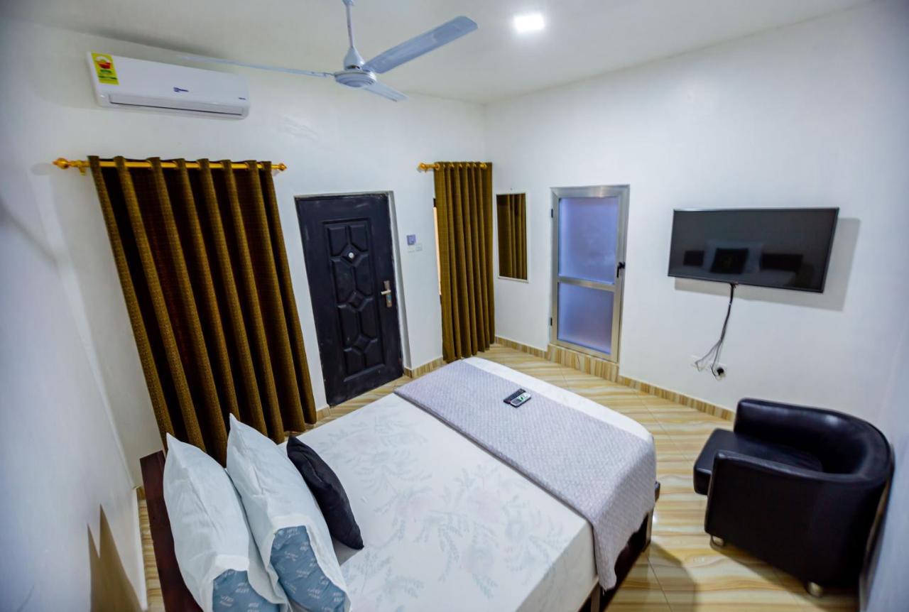 Nap Apartment Hotel Dansoman Luaran gambar