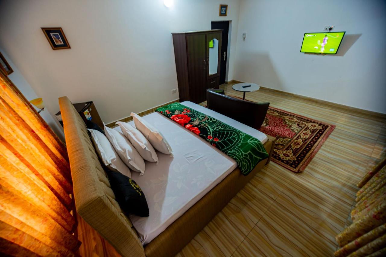 Nap Apartment Hotel Dansoman Luaran gambar
