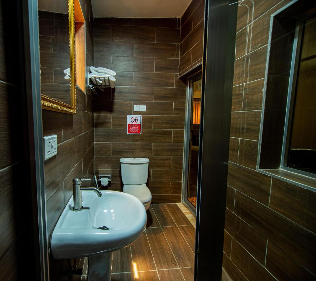 Nap Apartment Hotel Dansoman Luaran gambar