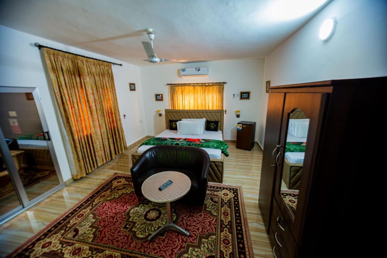 Nap Apartment Hotel Dansoman Luaran gambar
